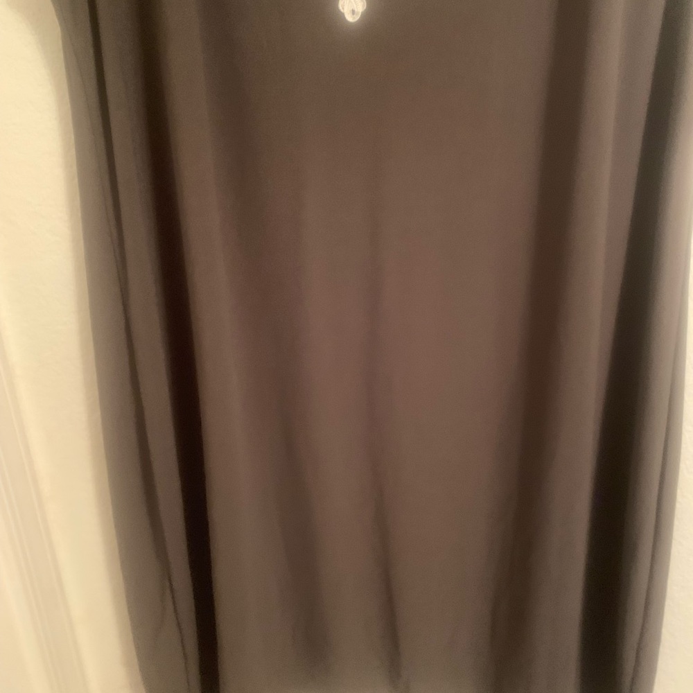 Dress - Picture 3 of 5